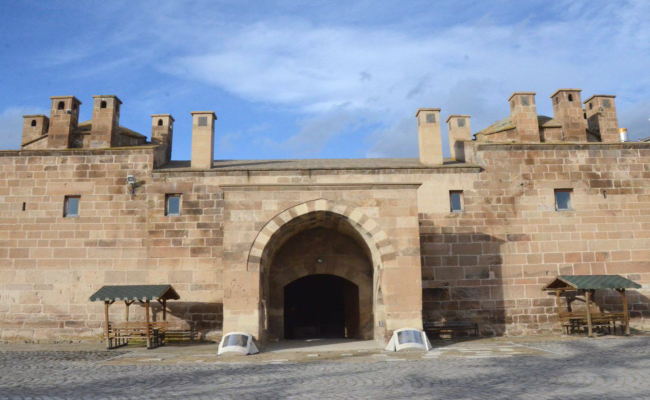 Çay Gezilecek Yerler