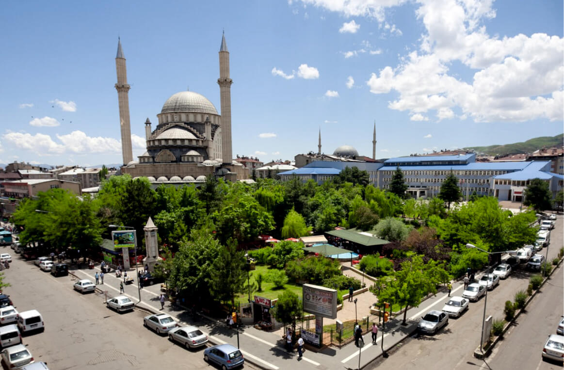 Doğubeyazıt Gezilecek Yerler